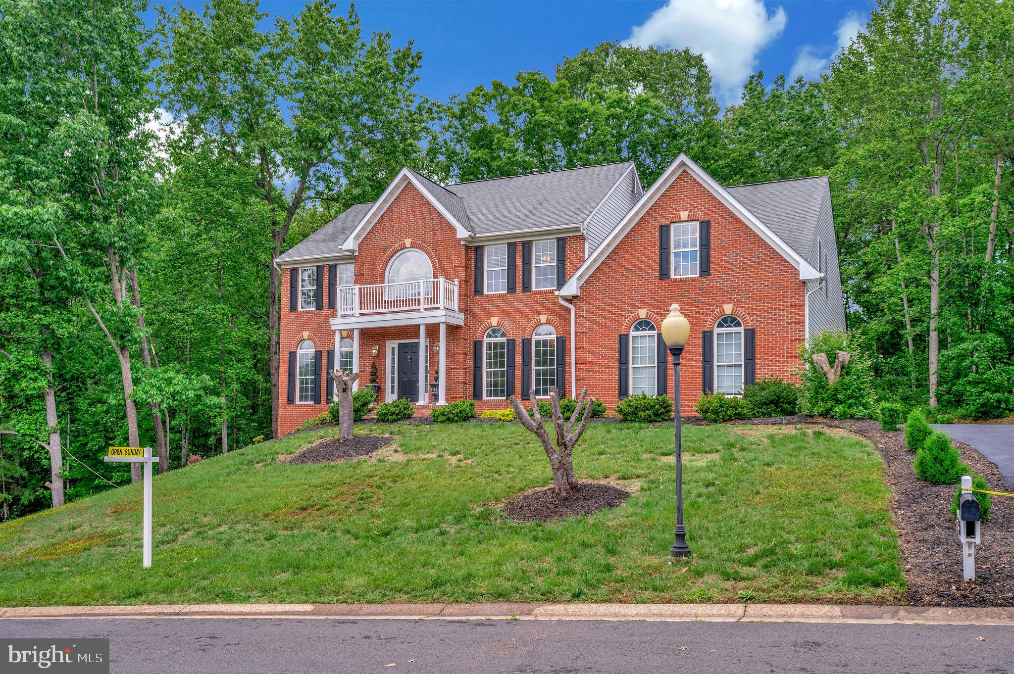3715 FAIRWAYS COURT