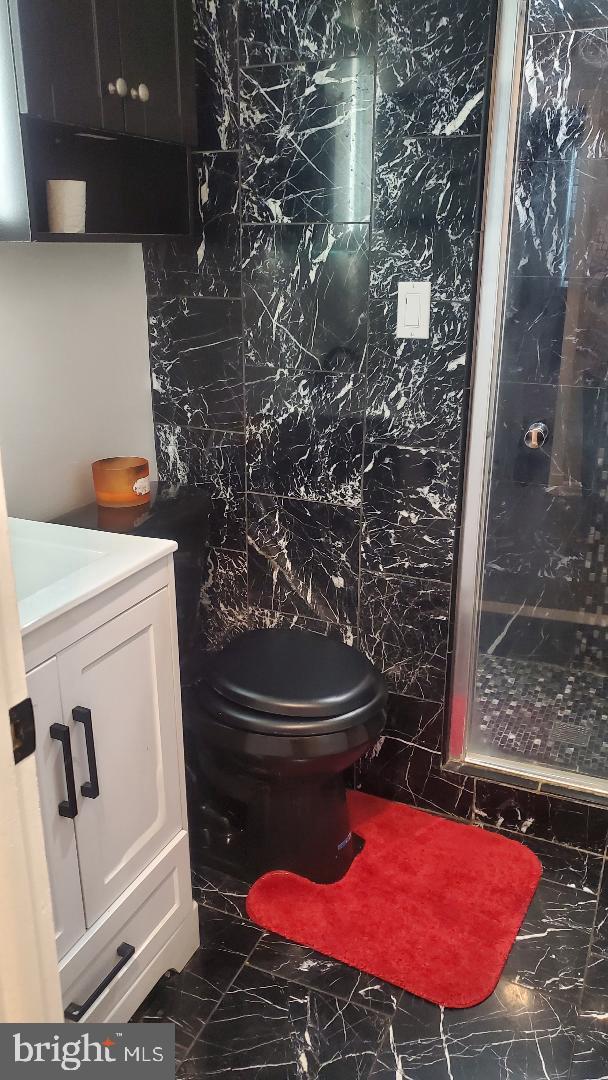 ANDREWS HILLS - Residential