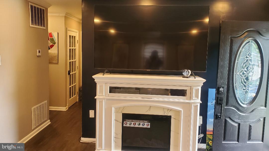 ANDREWS HILLS - Residential