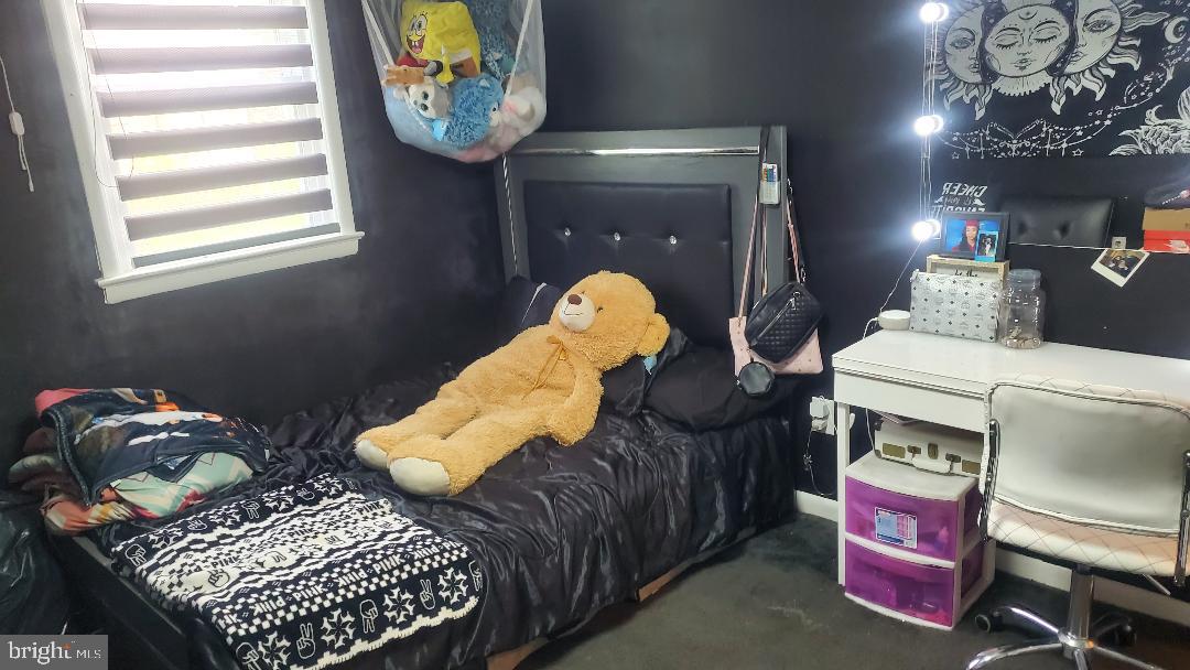 ANDREWS HILLS - Residential