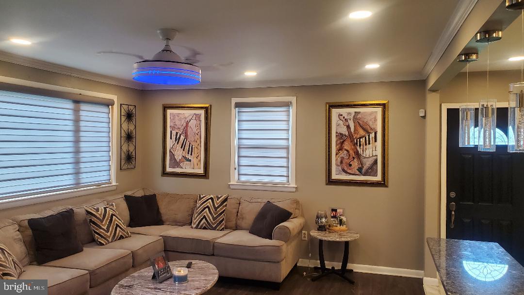 ANDREWS HILLS - Residential