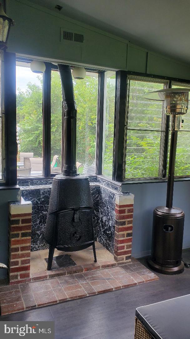 ANDREWS HILLS - Residential