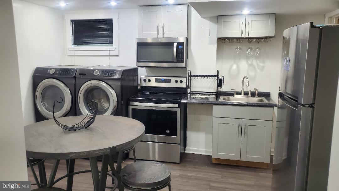 ANDREWS HILLS - Residential