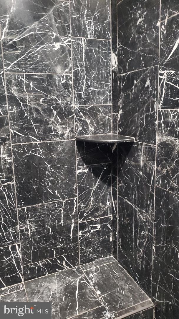 ANDREWS HILLS - Residential