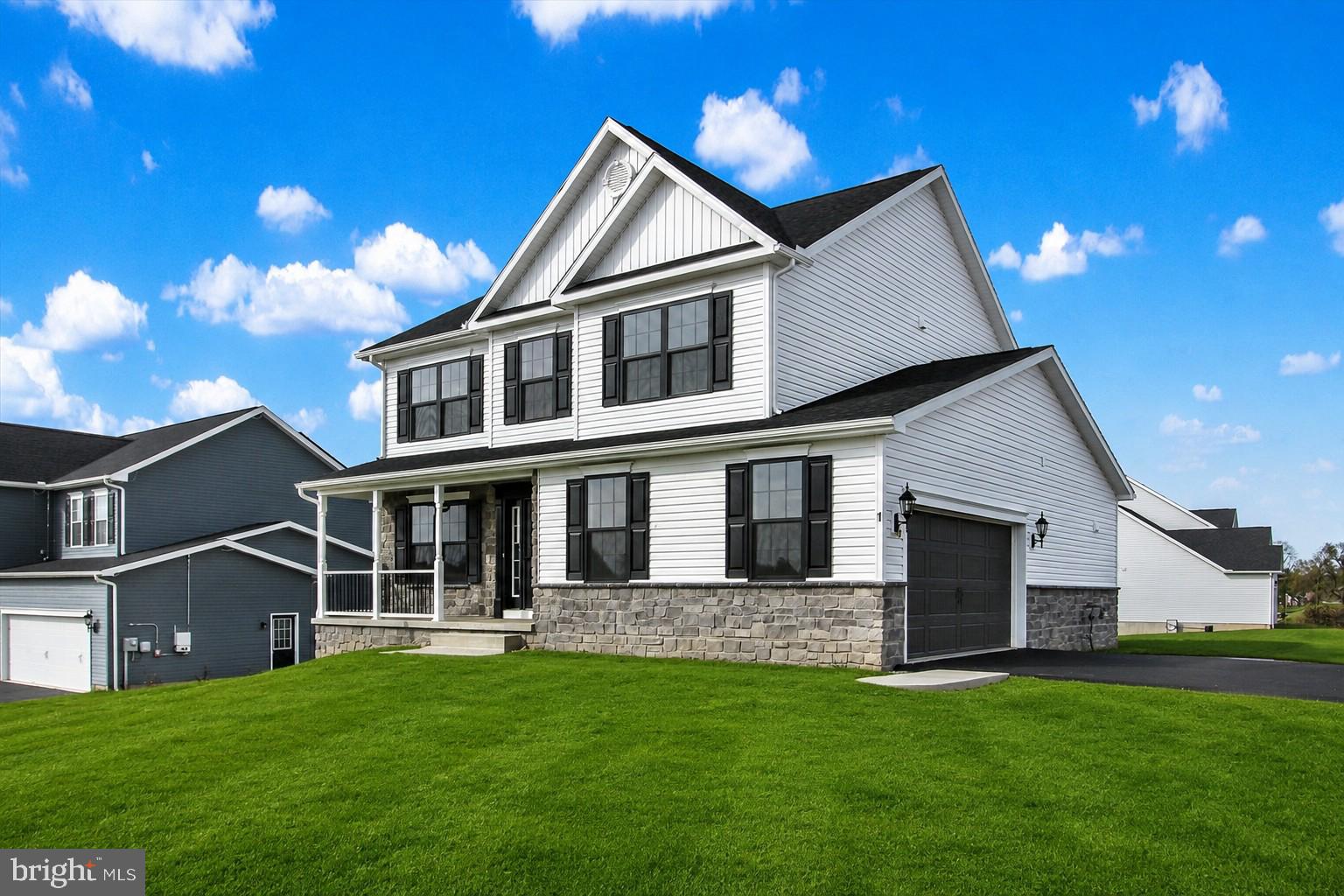 41 FRIAR RD 33