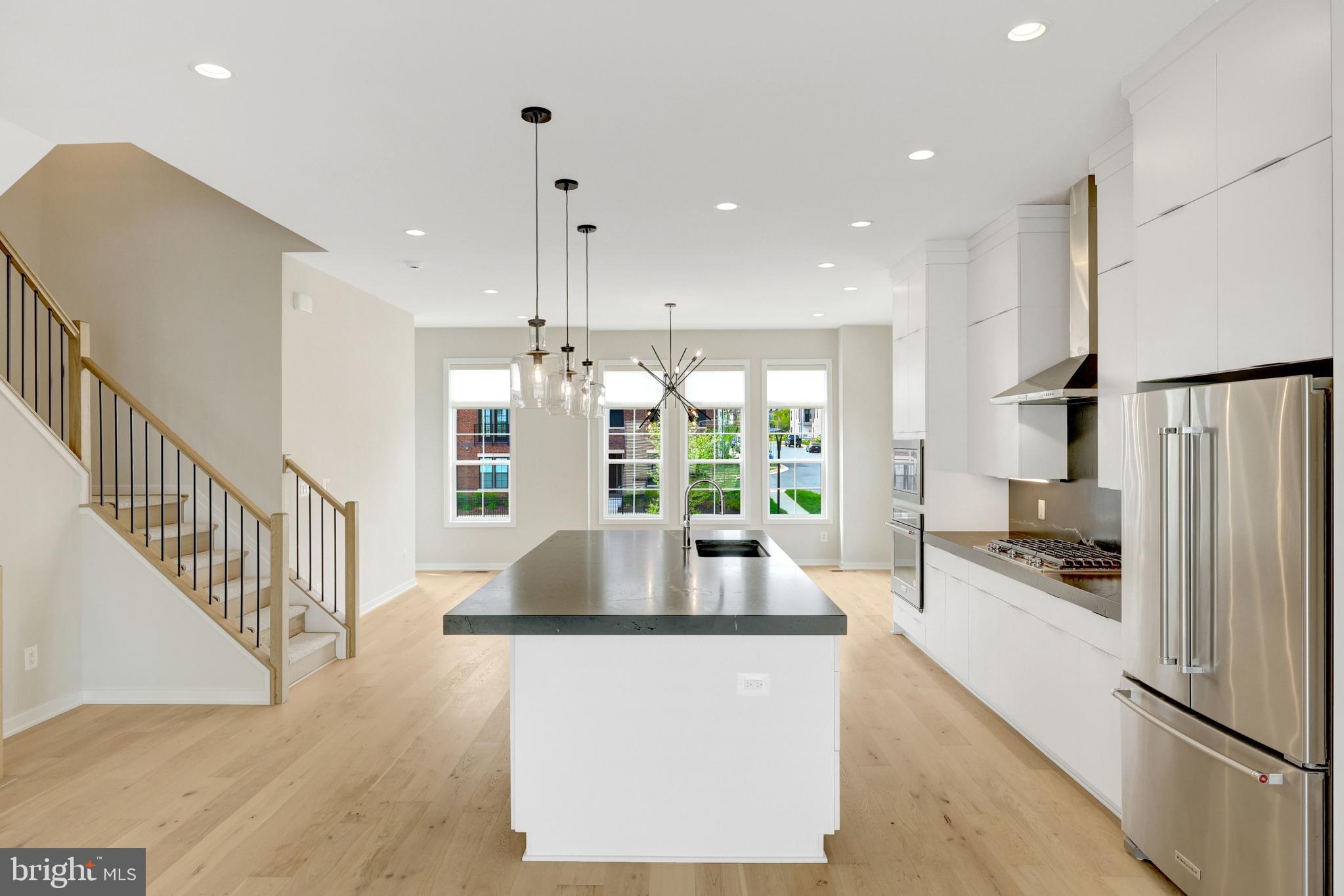 METRO WALK AT MOOREFIELD STATION - Residential