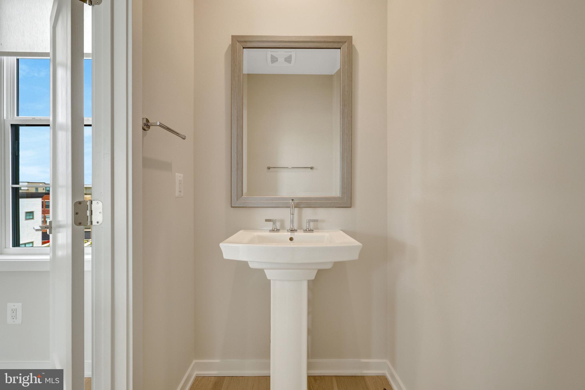 METRO WALK AT MOOREFIELD STATION - Residential