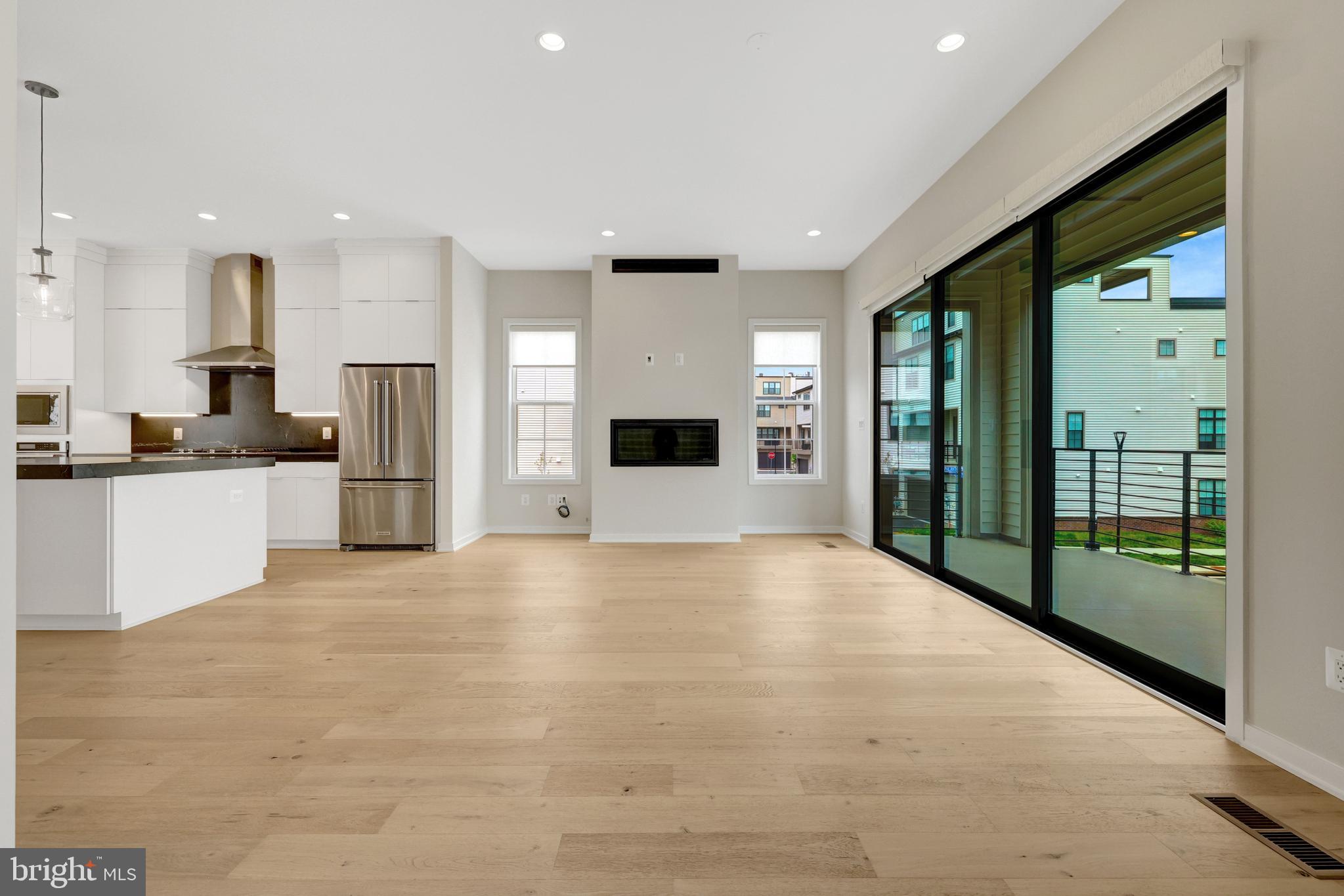 METRO WALK AT MOOREFIELD STATION - Residential