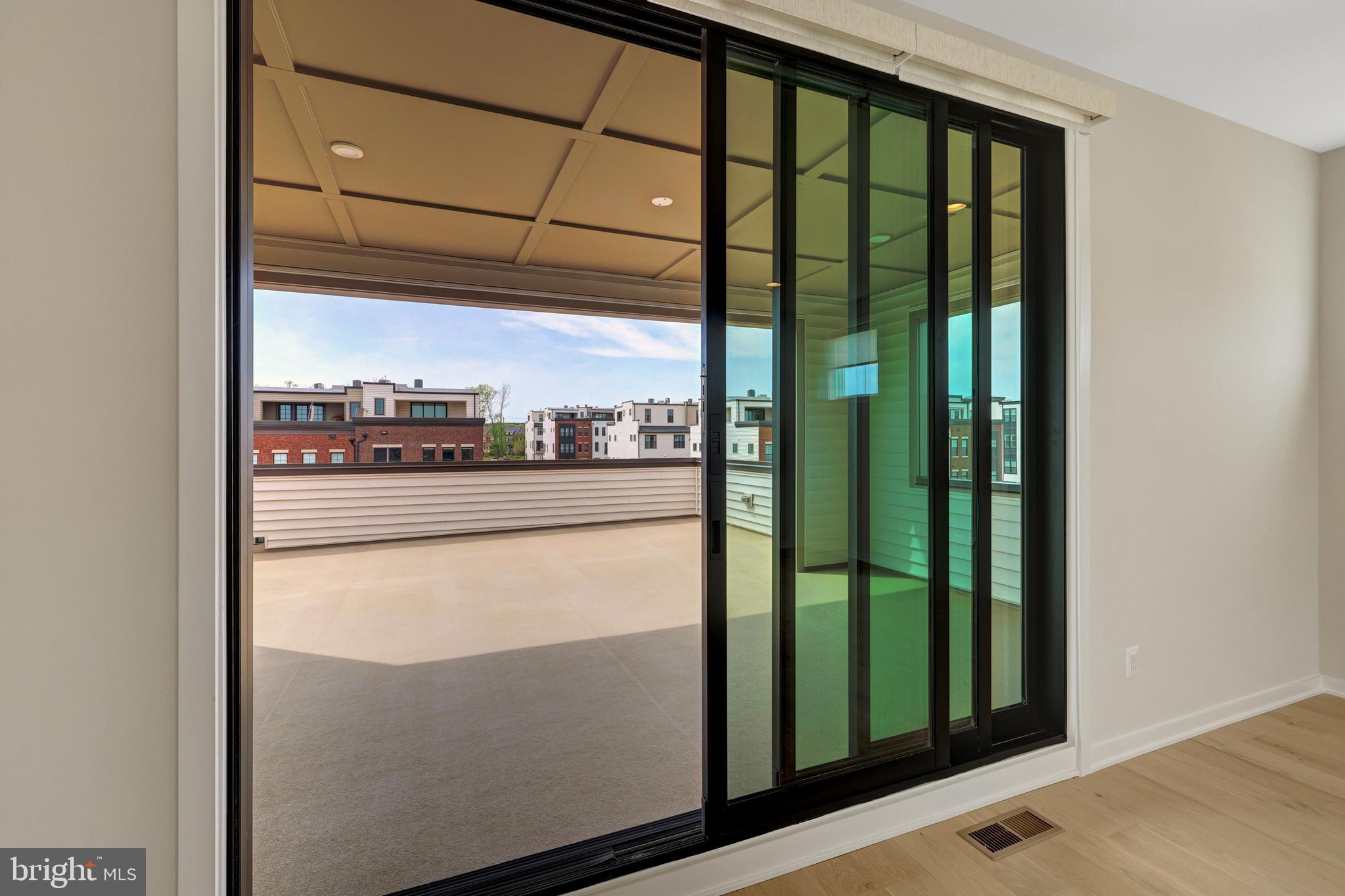 METRO WALK AT MOOREFIELD STATION - Residential