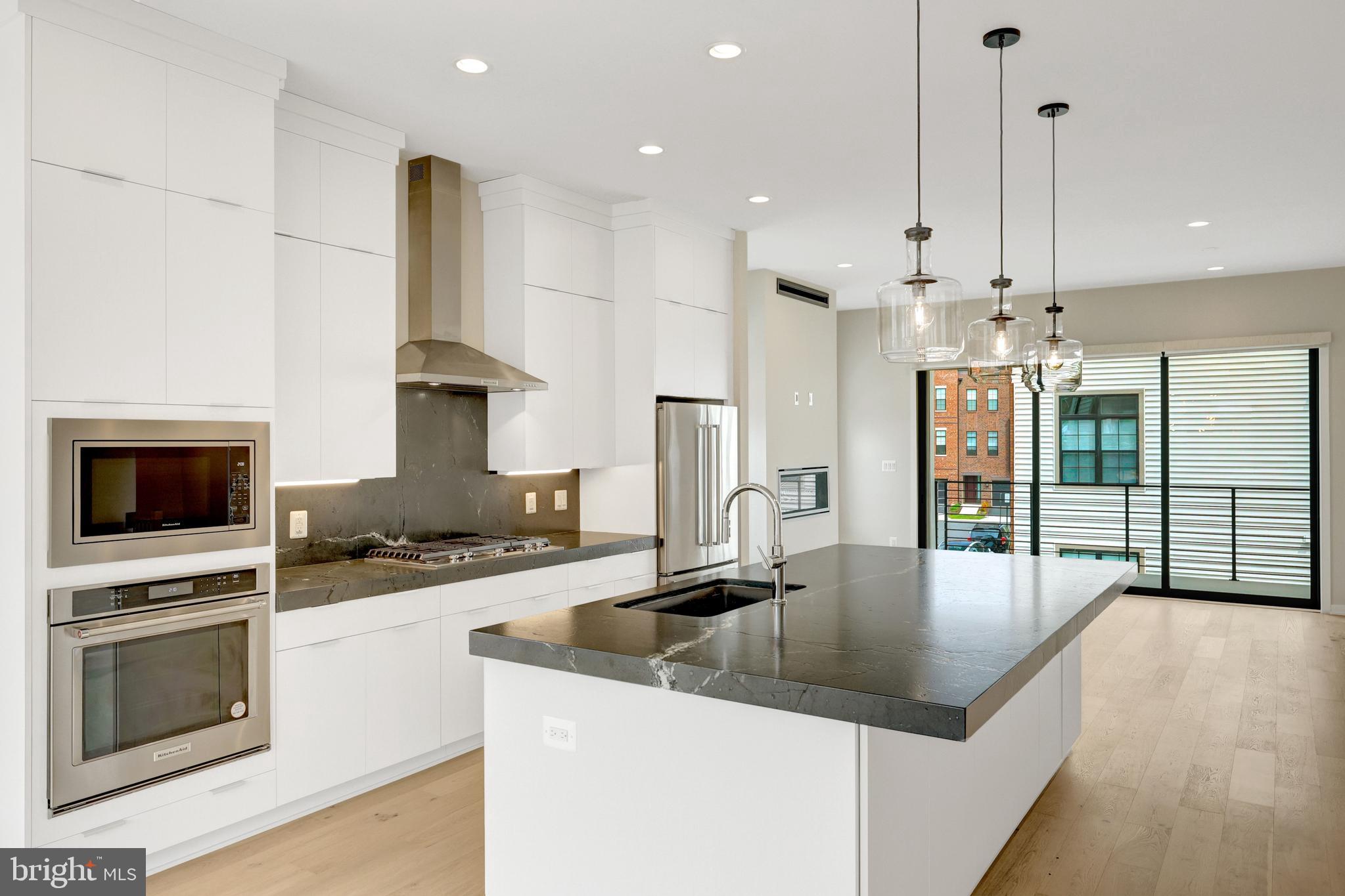 METRO WALK AT MOOREFIELD STATION - Residential