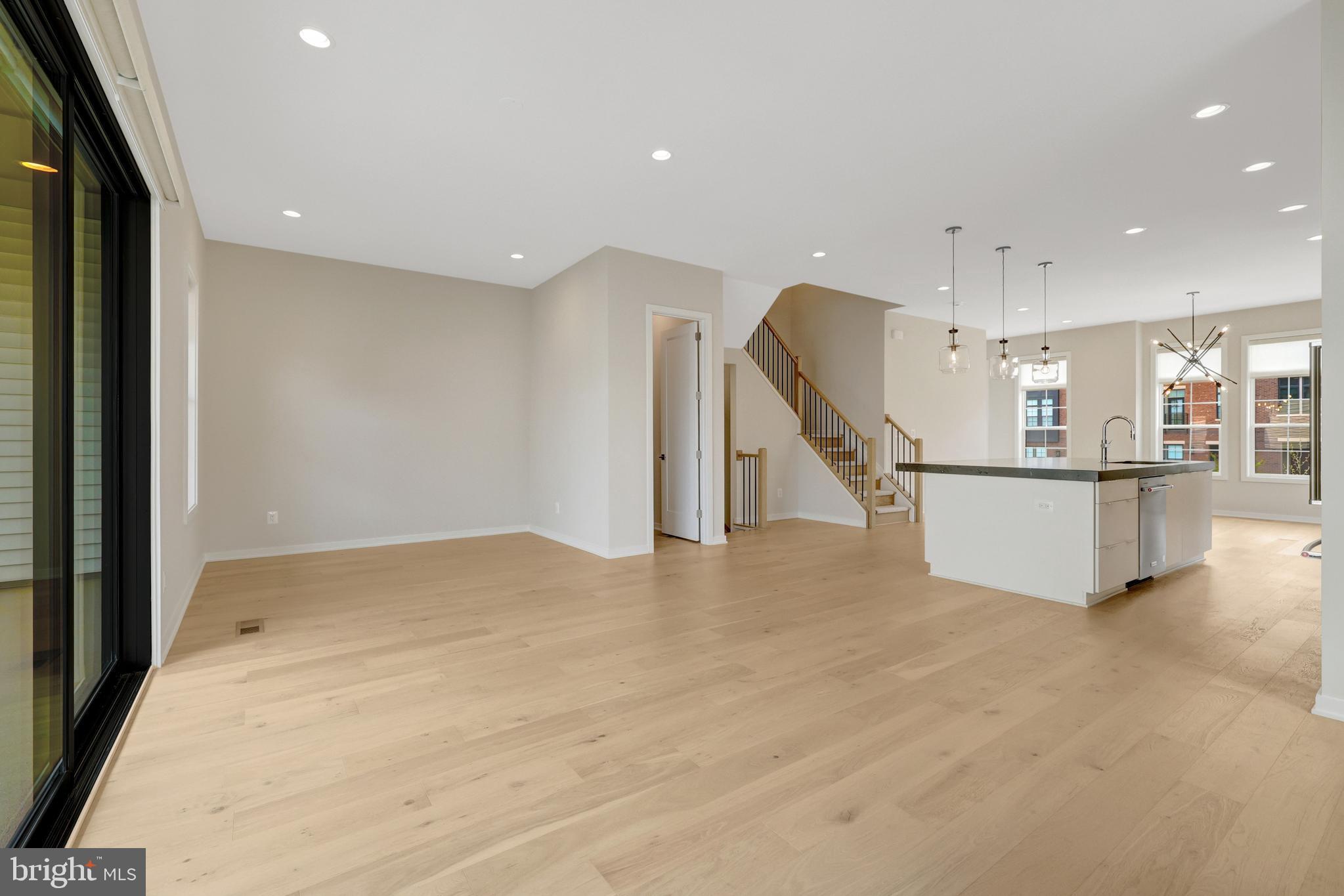 METRO WALK AT MOOREFIELD STATION - Residential