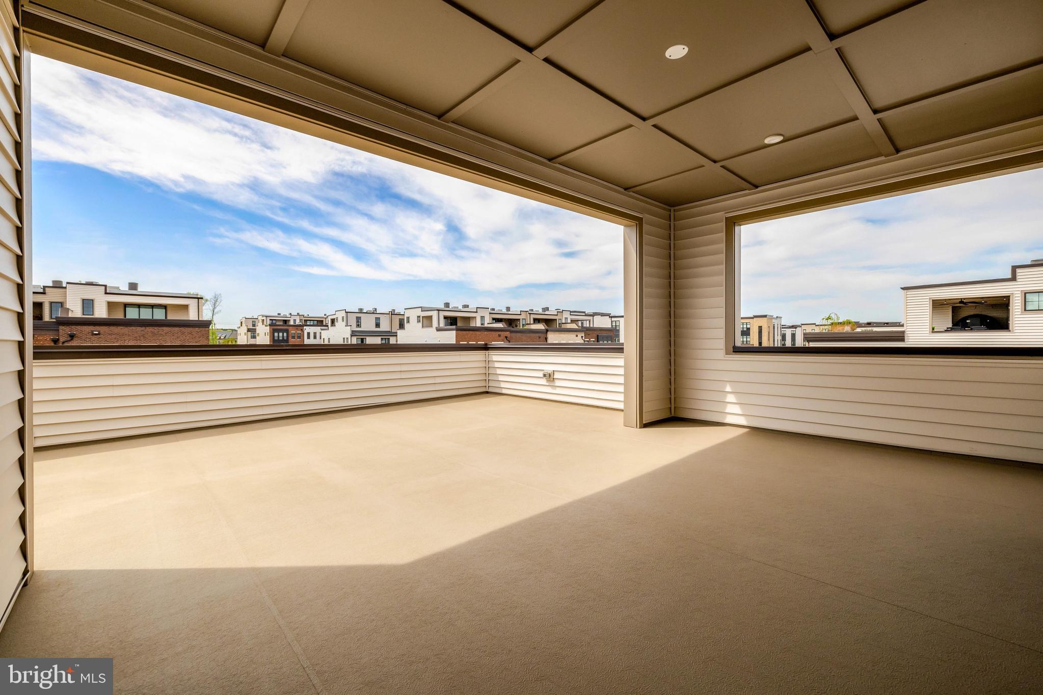 METRO WALK AT MOOREFIELD STATION - Residential