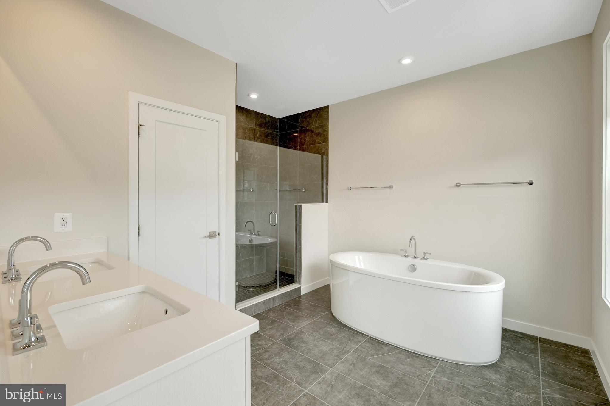 METRO WALK AT MOOREFIELD STATION - Residential