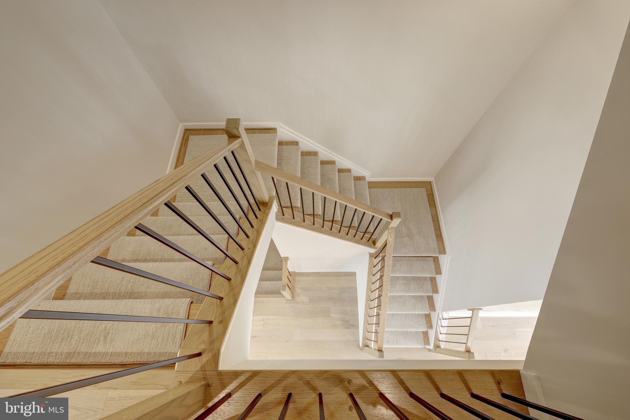 METRO WALK AT MOOREFIELD STATION - Residential