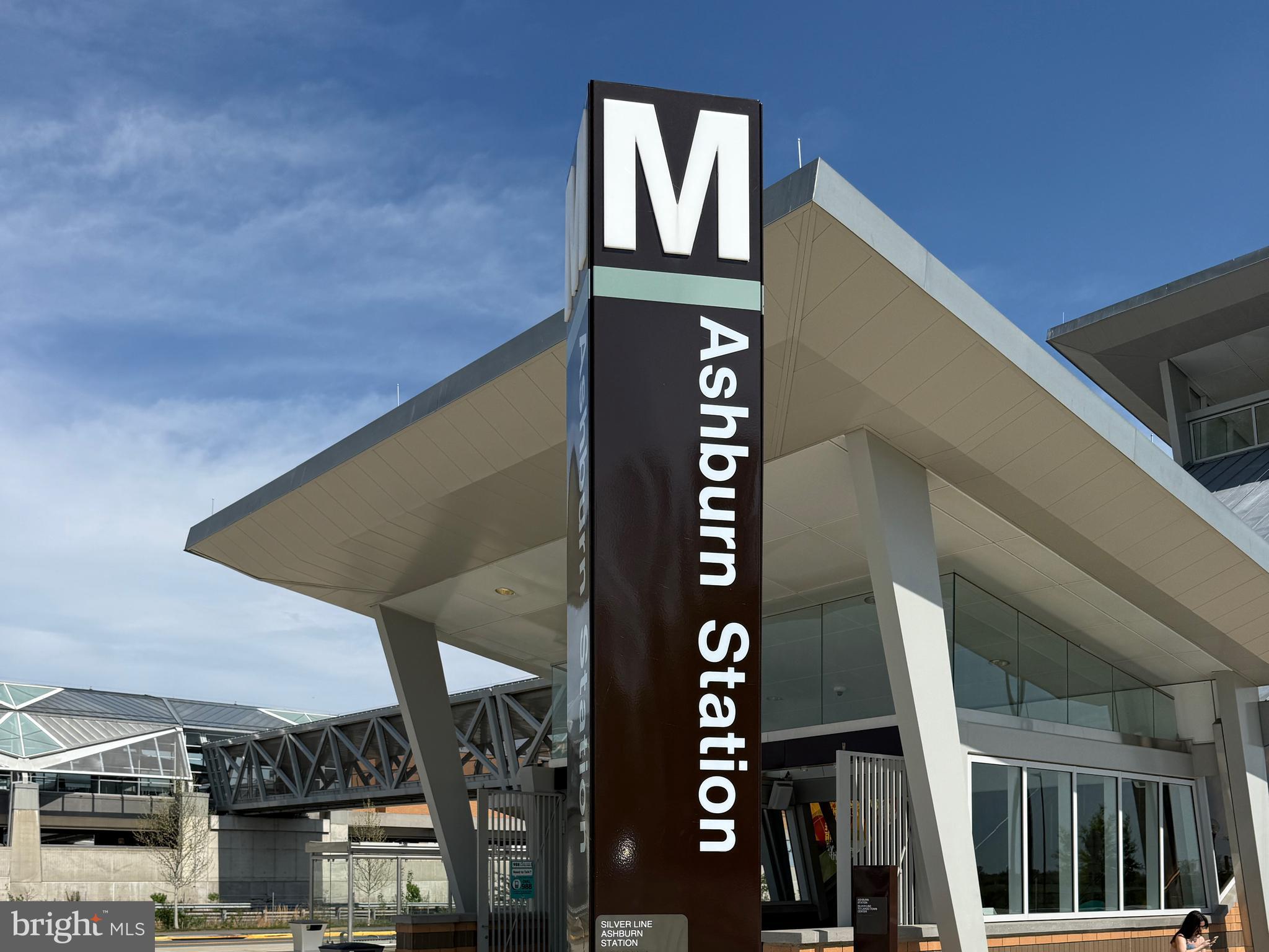 METRO WALK AT MOOREFIELD STATION - Residential