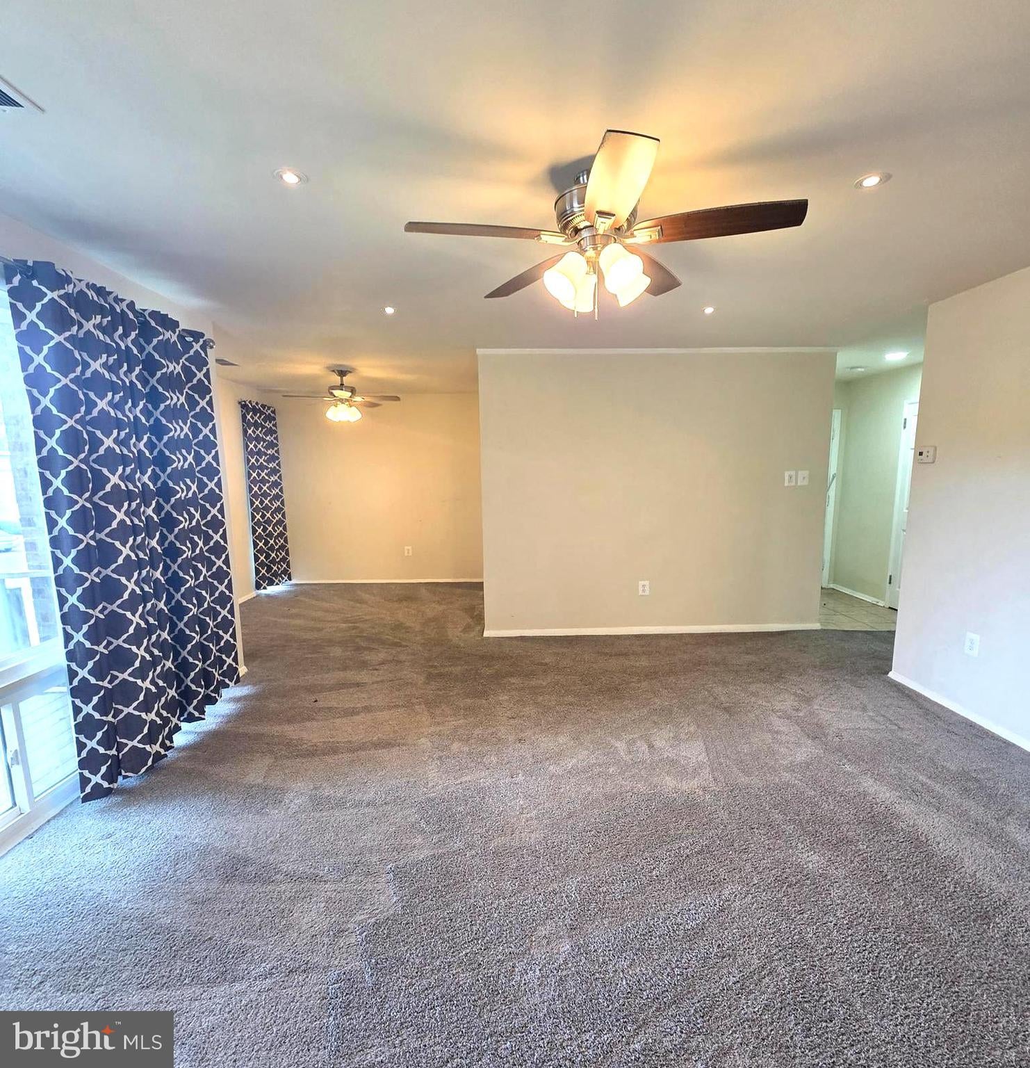 7320 DONNELL PLACE B