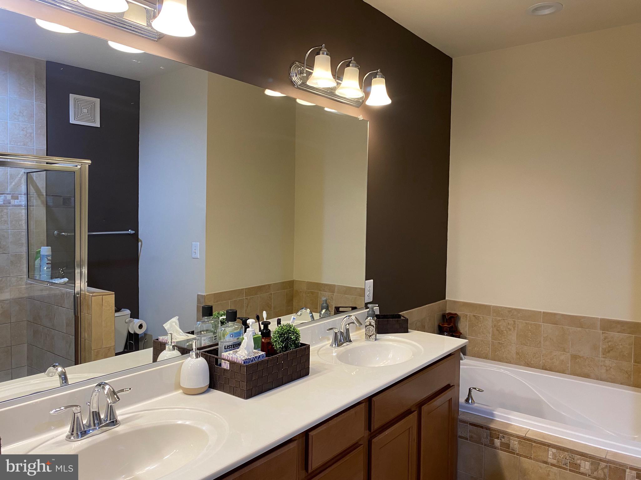 GERMANTOWN - Residential Lease