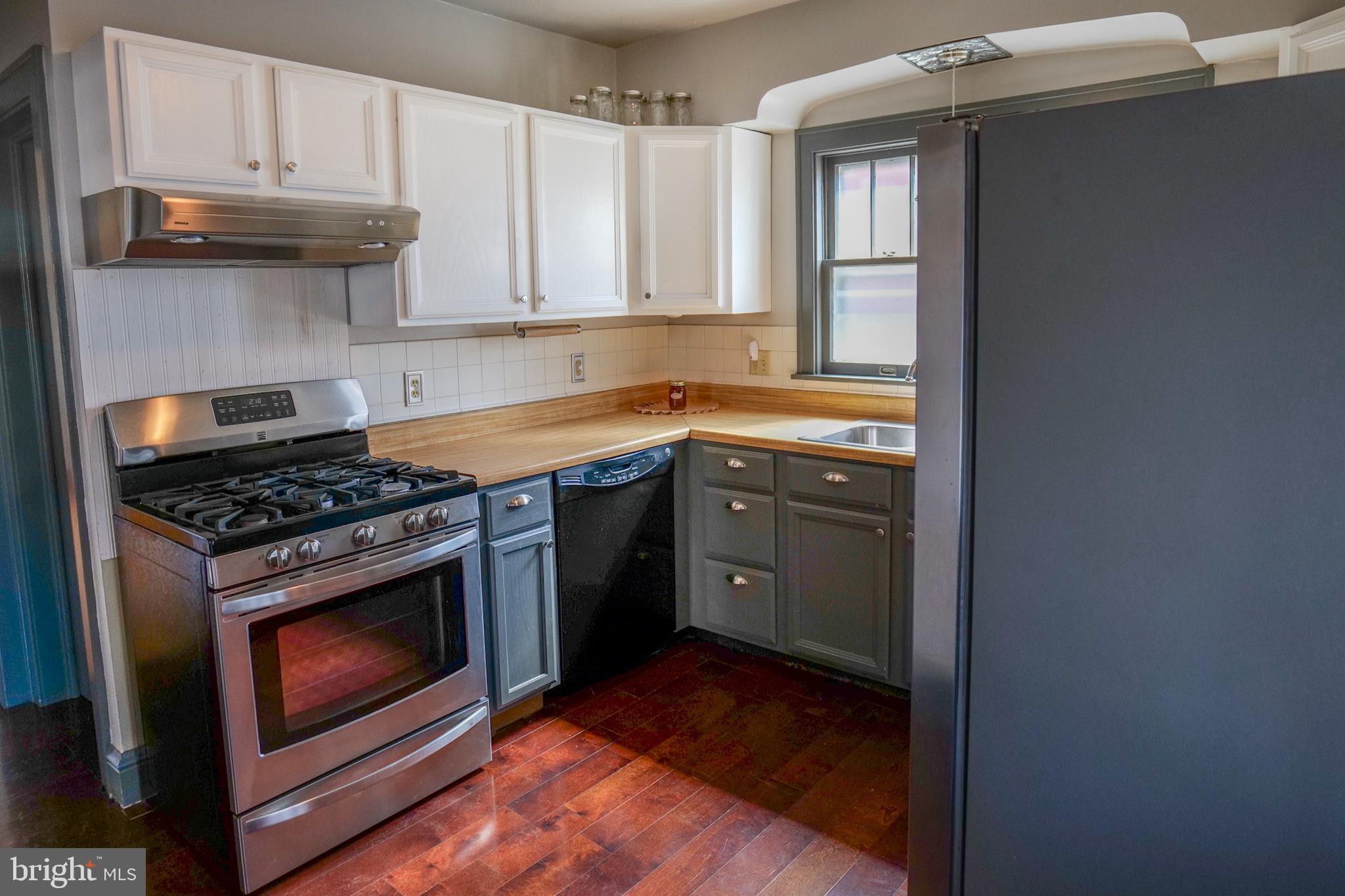 JOHNSON HEIGHTS - Residential