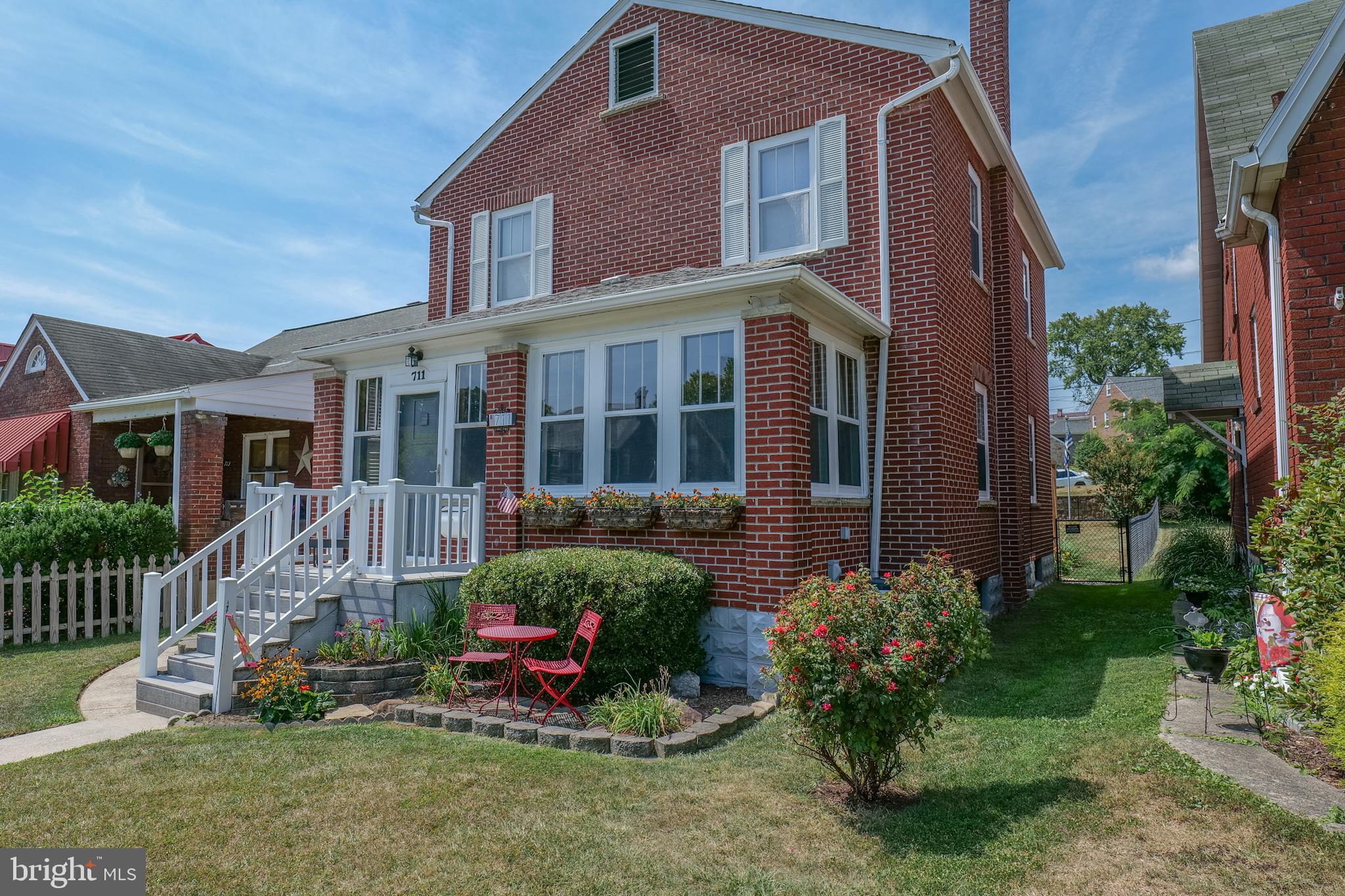 JOHNSON HEIGHTS - Residential