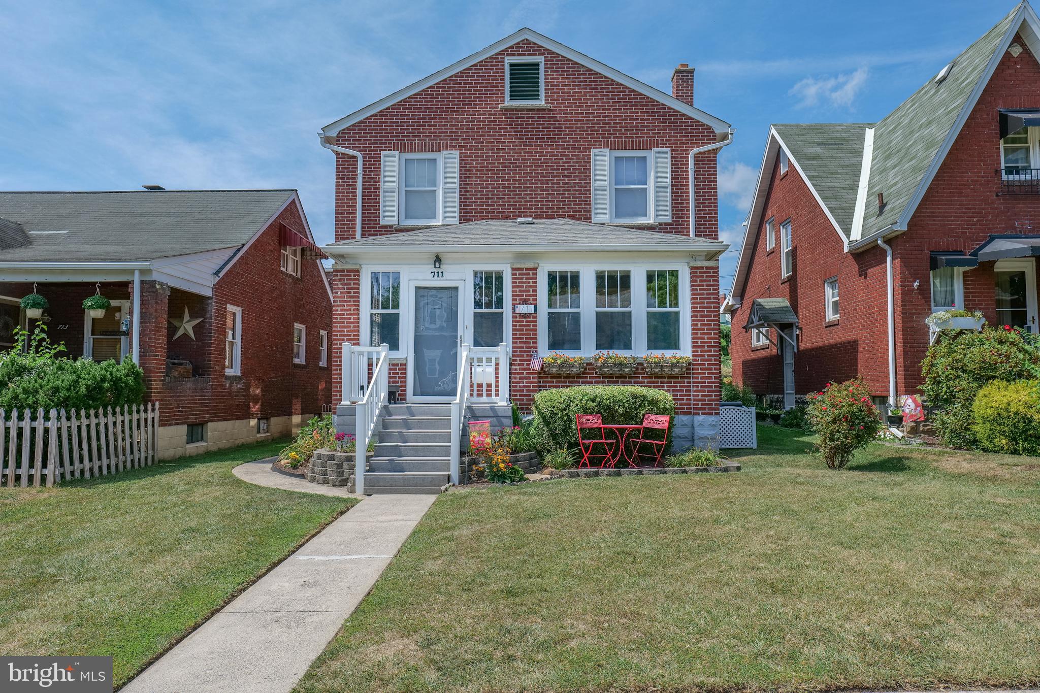 JOHNSON HEIGHTS - Residential