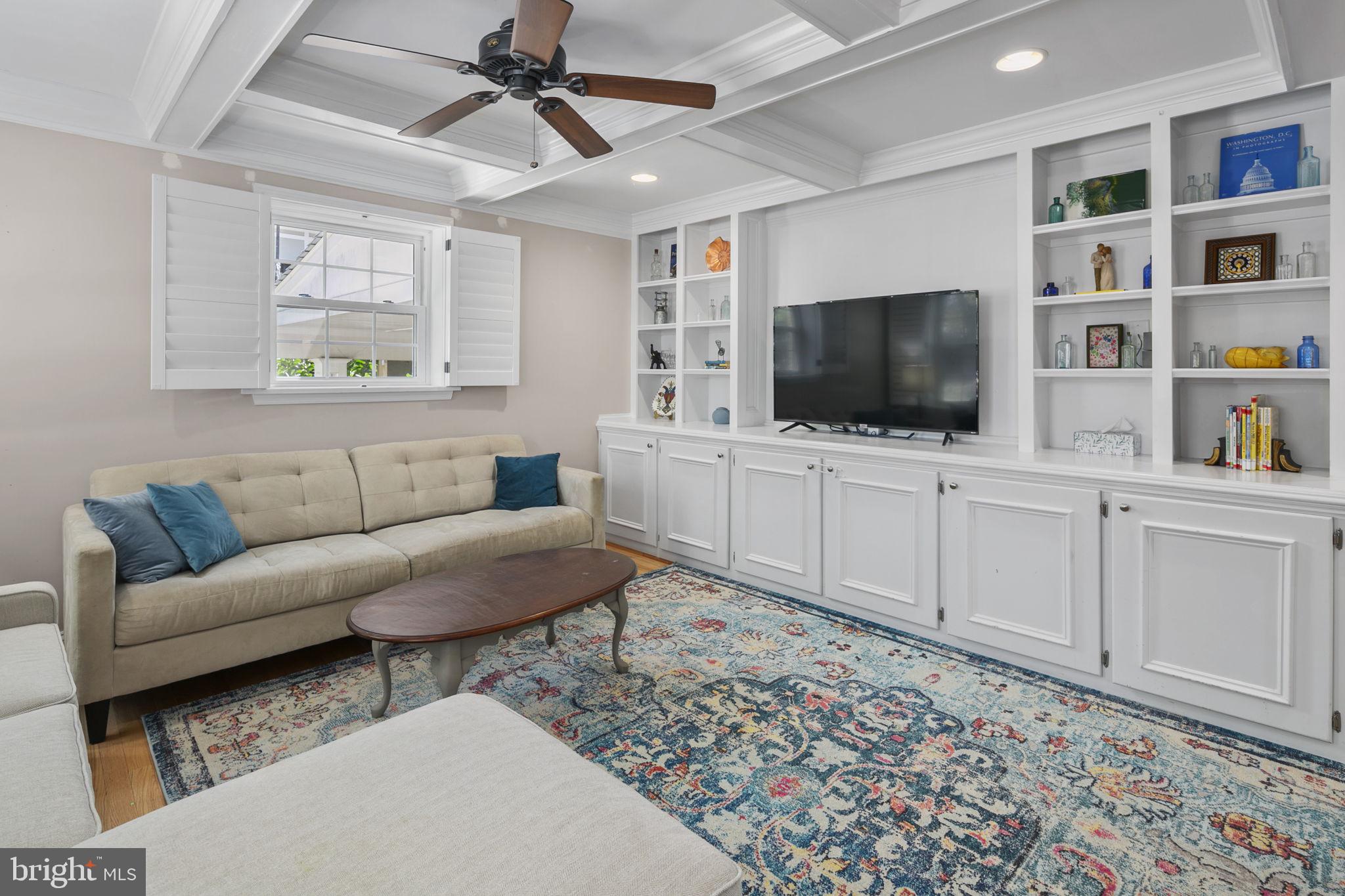 OAKWOOD - Residential