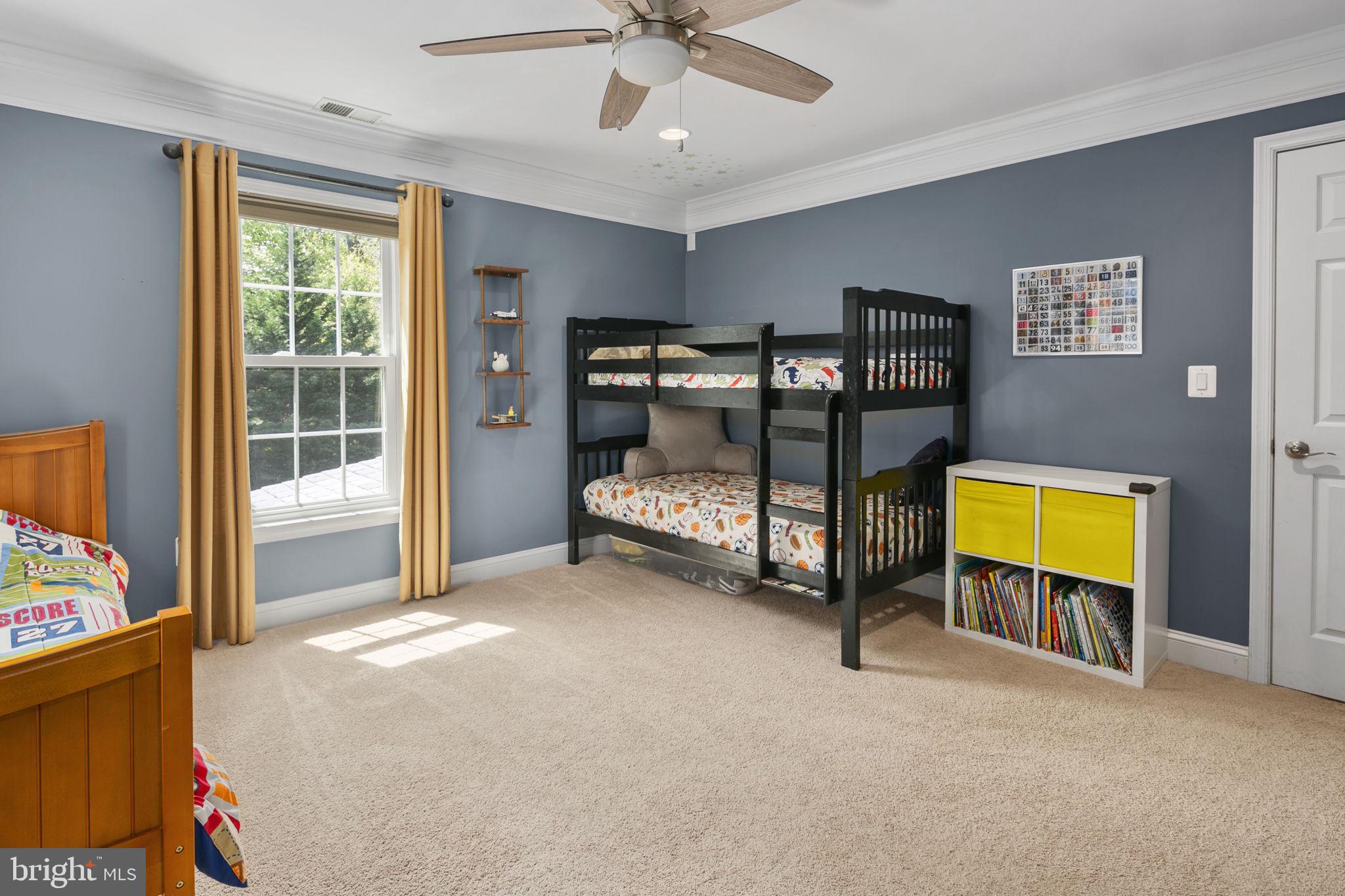 OAKWOOD - Residential