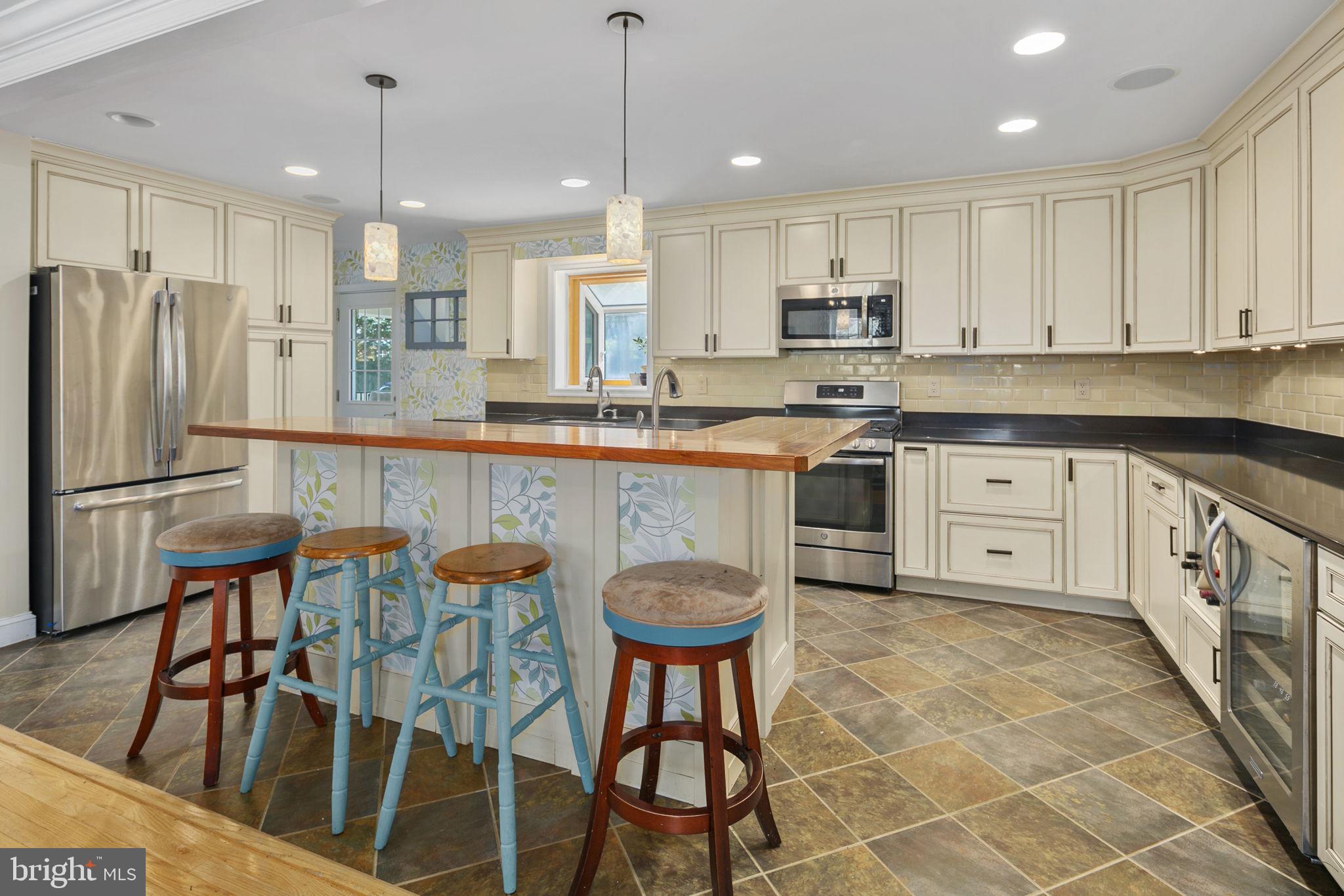 OAKWOOD - Residential