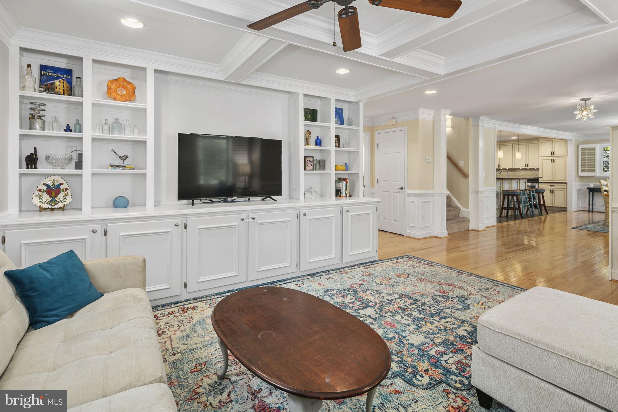 OAKWOOD - Residential