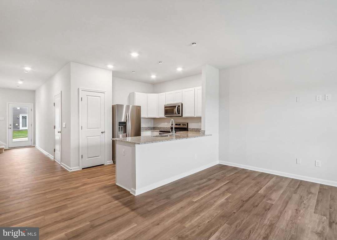 VALLEY VIEW - Residential Lease