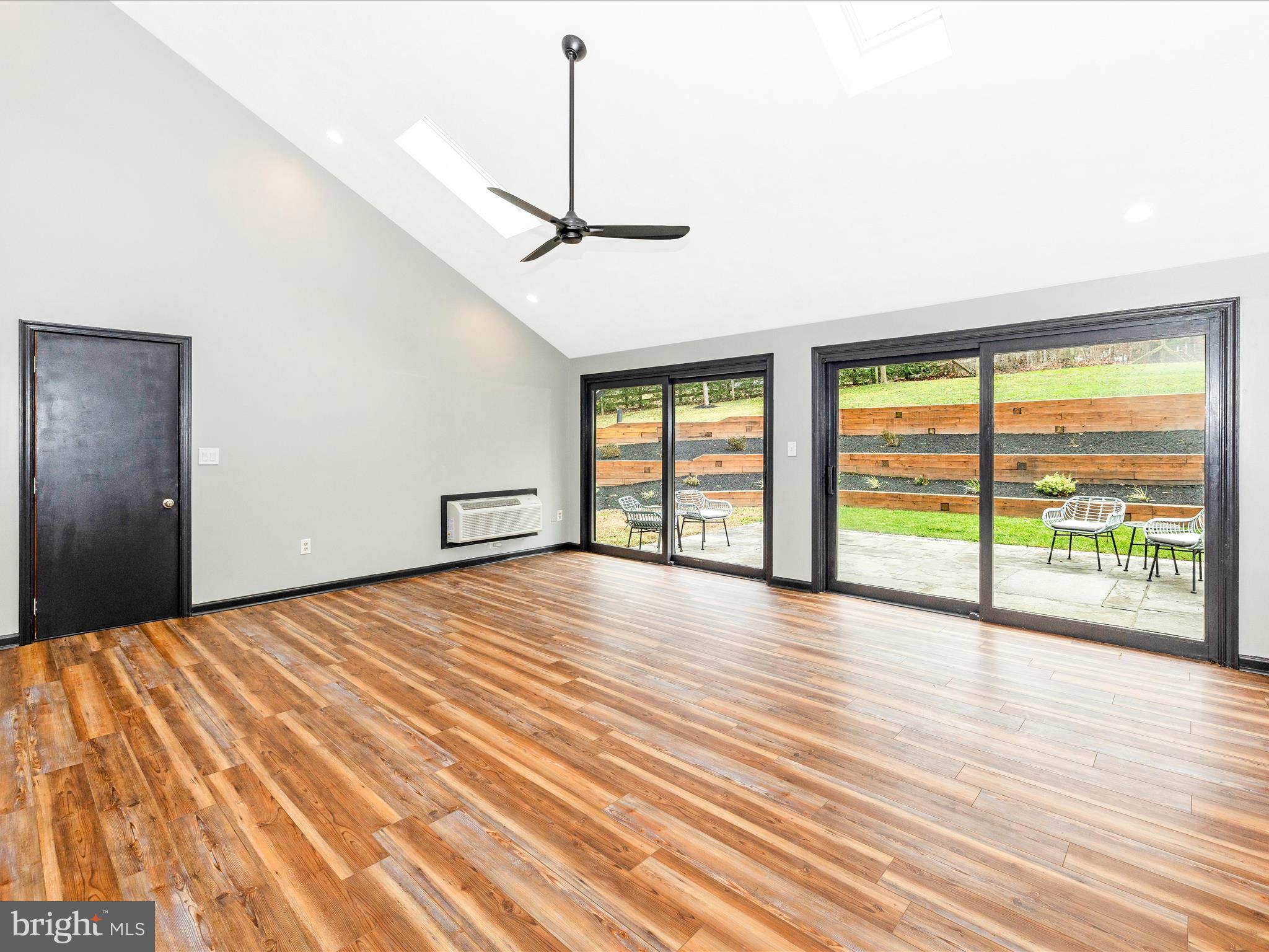 WATER OAK - Residential