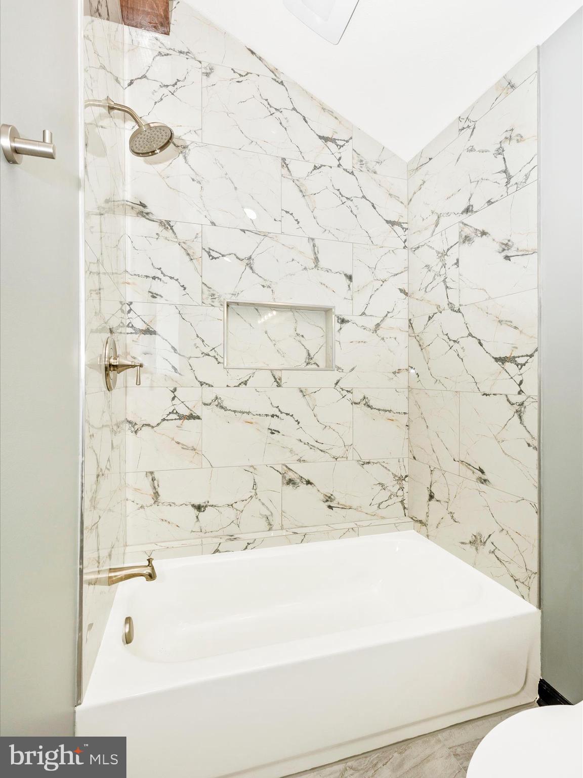 WATER OAK - Residential