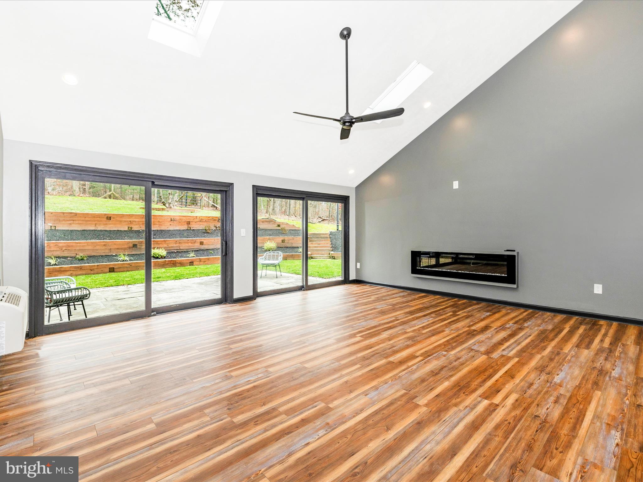 WATER OAK - Residential