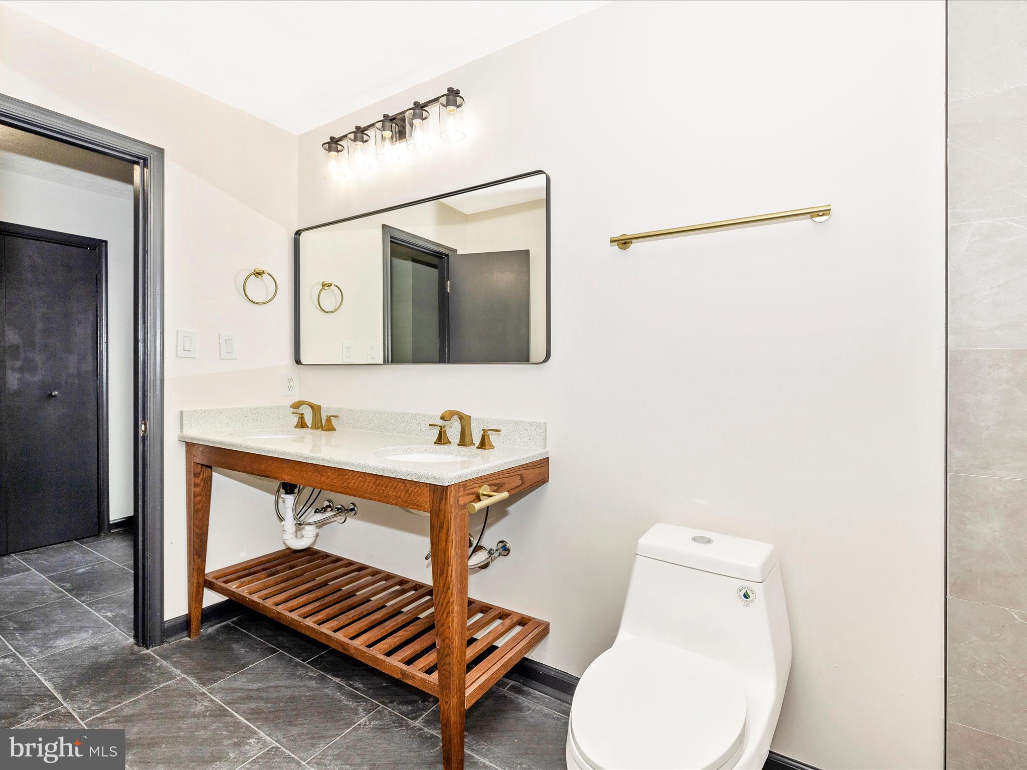 WATER OAK - Residential