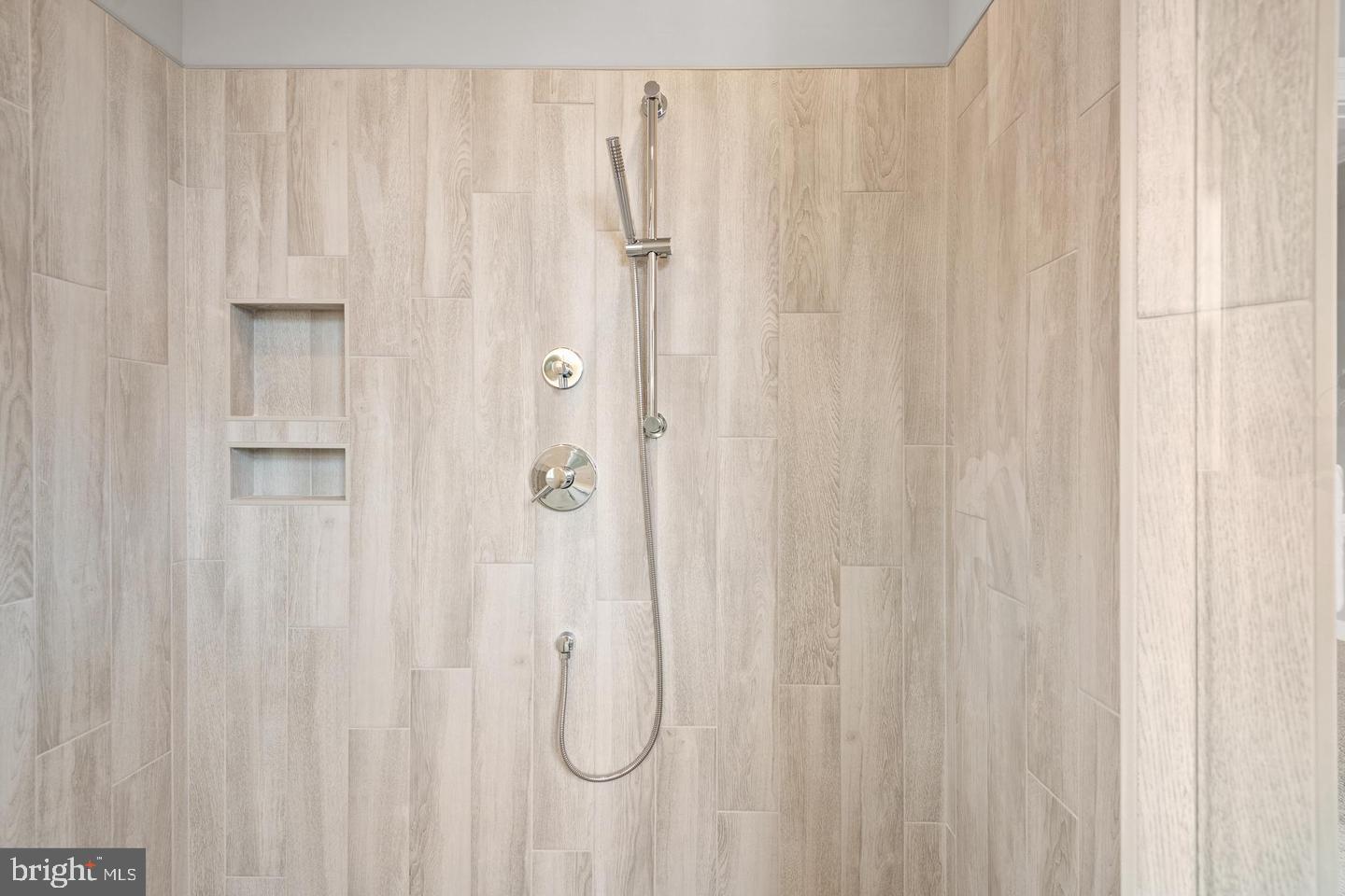 LITITZ BEND - Residential