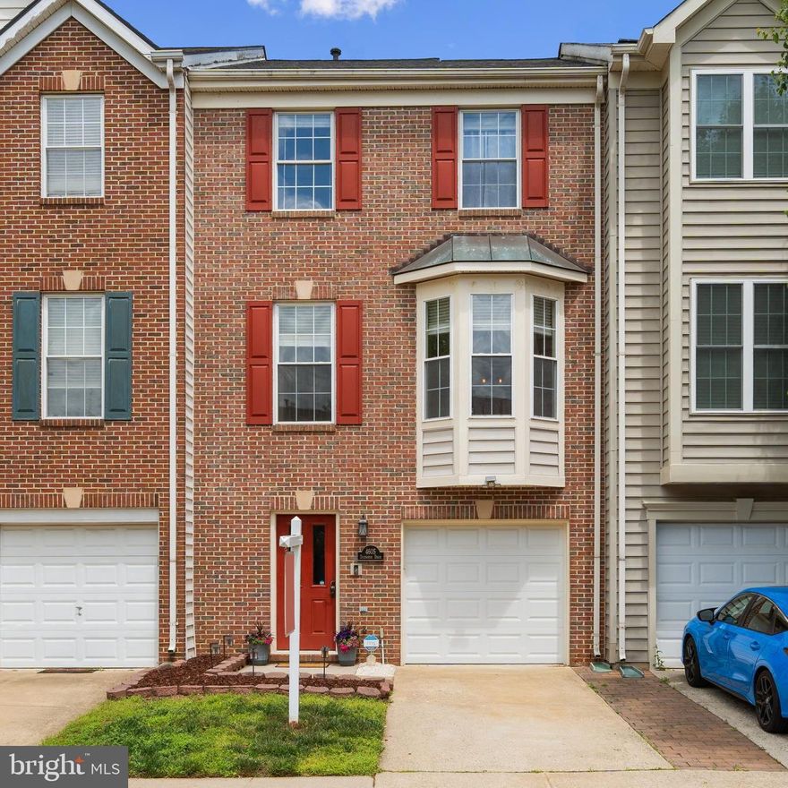 Welcome Home to Walney Village in Chantilly, Virginia!

This beautifully maintained 3-bedroom, 2.5-bath townhome offers nearly 1,600 sq. ft. of thoughtfully designed living space. Oversized windows throughout flood the home with natural light, highlighting charming built-ins and elegant finishes.

The chef’s kitchen is a standout feature, complete with an island, new tile backsplash, granite countertops, and stainless steel appliances—perfect for everyday meals or entertaining. The spacious living room features a cozy gas fireplace, ideal for relaxing evenings.

Upstairs, the owner’s suite provides a tranquil retreat with dual vanities, a soaking tub, and a separate shower. A full three-level bump-out expands the floor plan on every level, offering flexible space for a home office, gym, or additional living areas.

Additional updates include natural oak hardwoods on the main level (2025), a new water heater (2023), and a roof that’s only five years old.

Unbeatable location—just steps from shopping centers and parks, with convenient access to Route 50, Route 28, Fairfax County Parkway, I-66, and Dulles Airport.