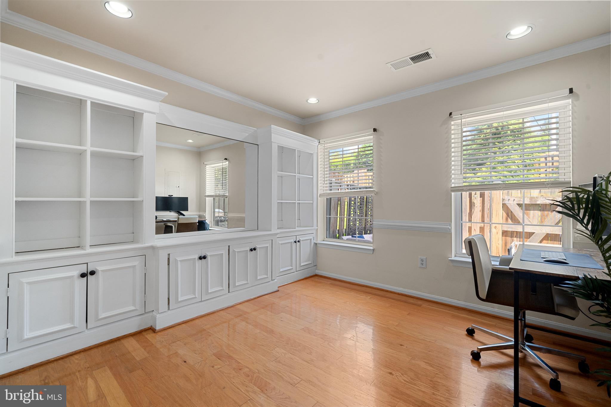 WALNEY VILLAGE - Residential