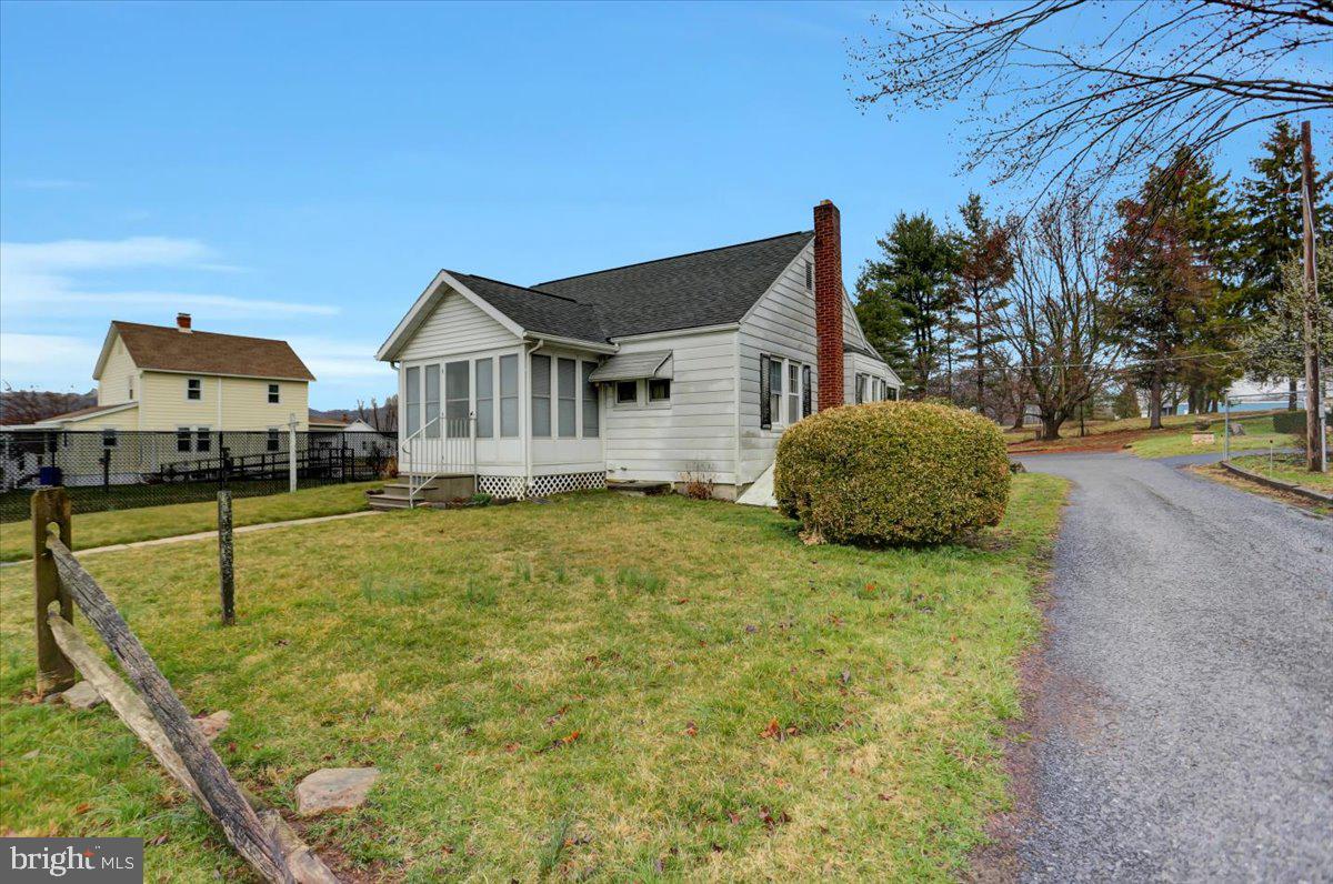 MCCONELLSBURG - Residential