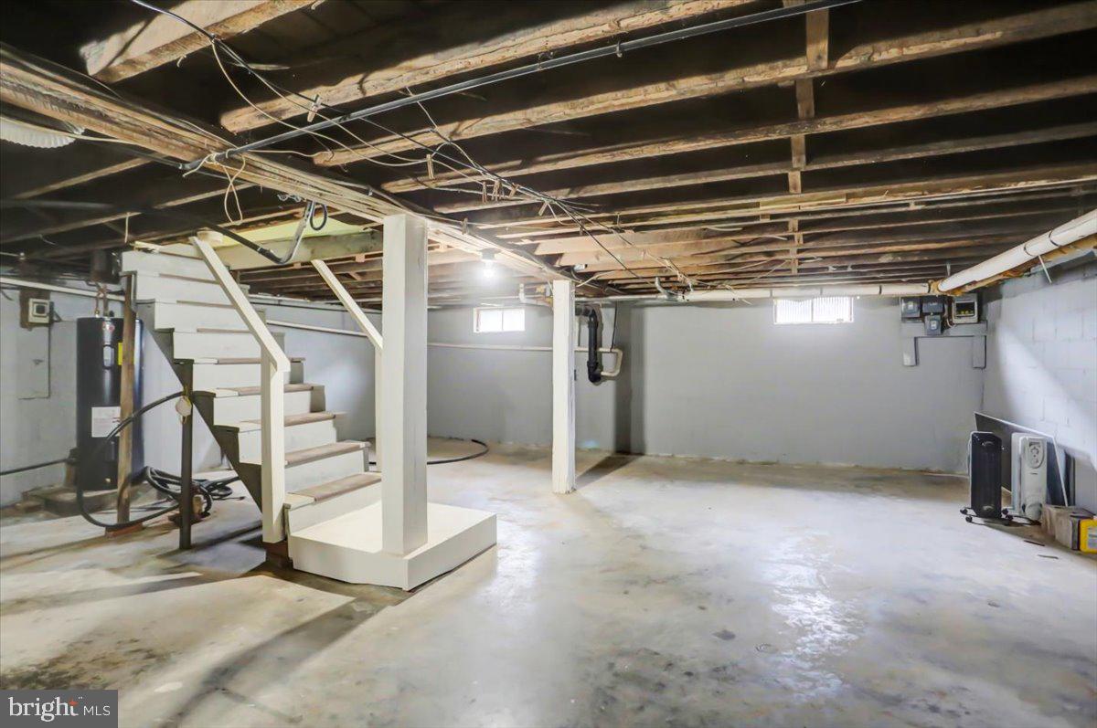 MCCONELLSBURG - Residential