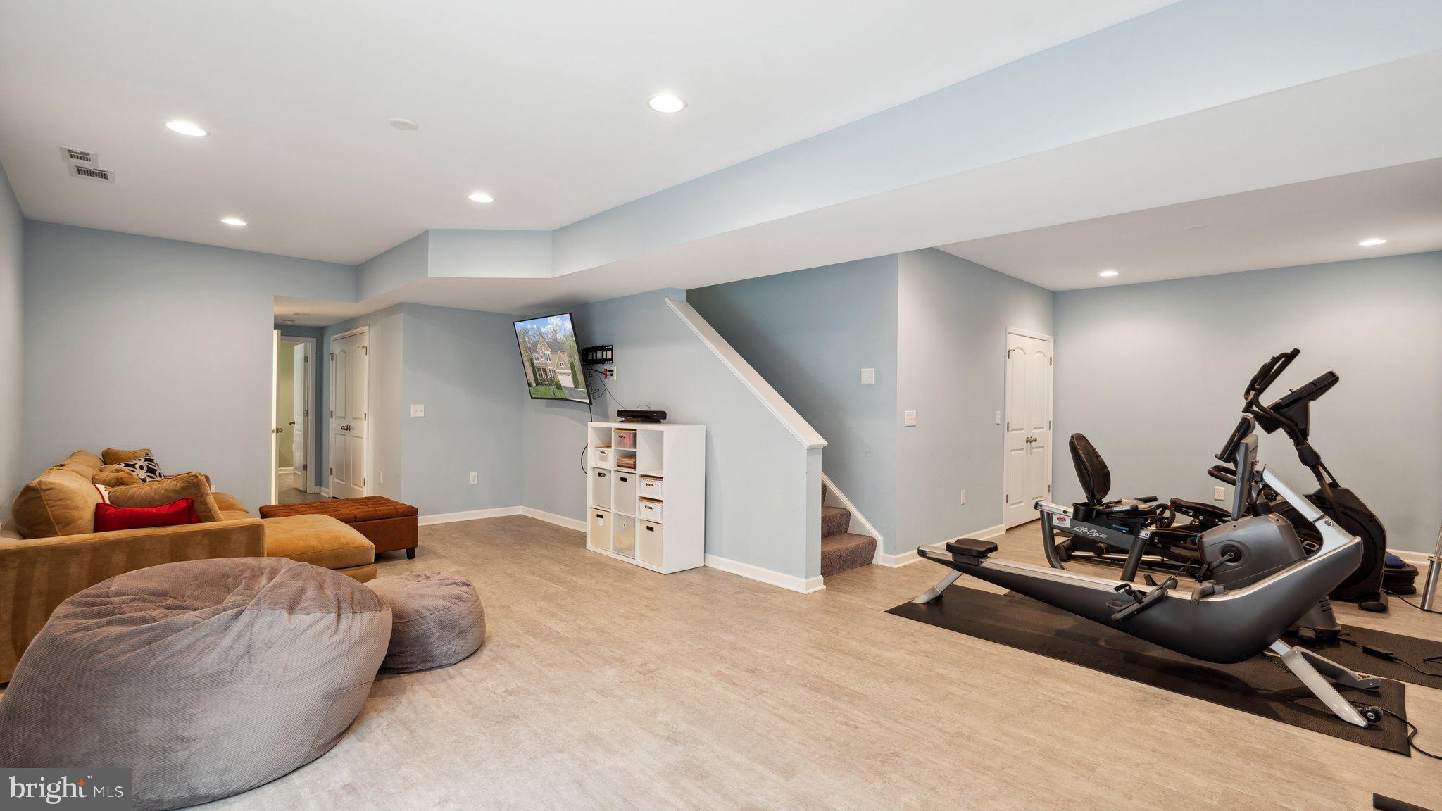 HILLS OF AQUIA - Residential