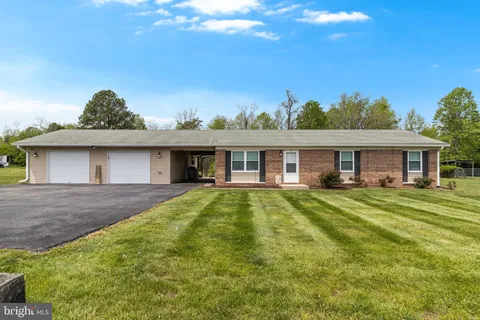 MLS: MDCH2042220