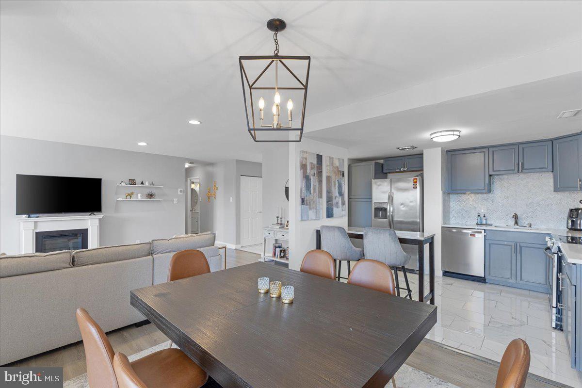 THE ELMONT - Residential