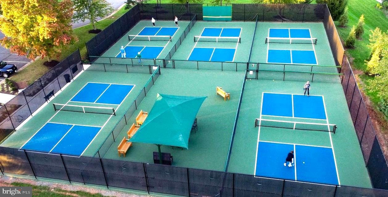 HERITAGE HUNT - Residential