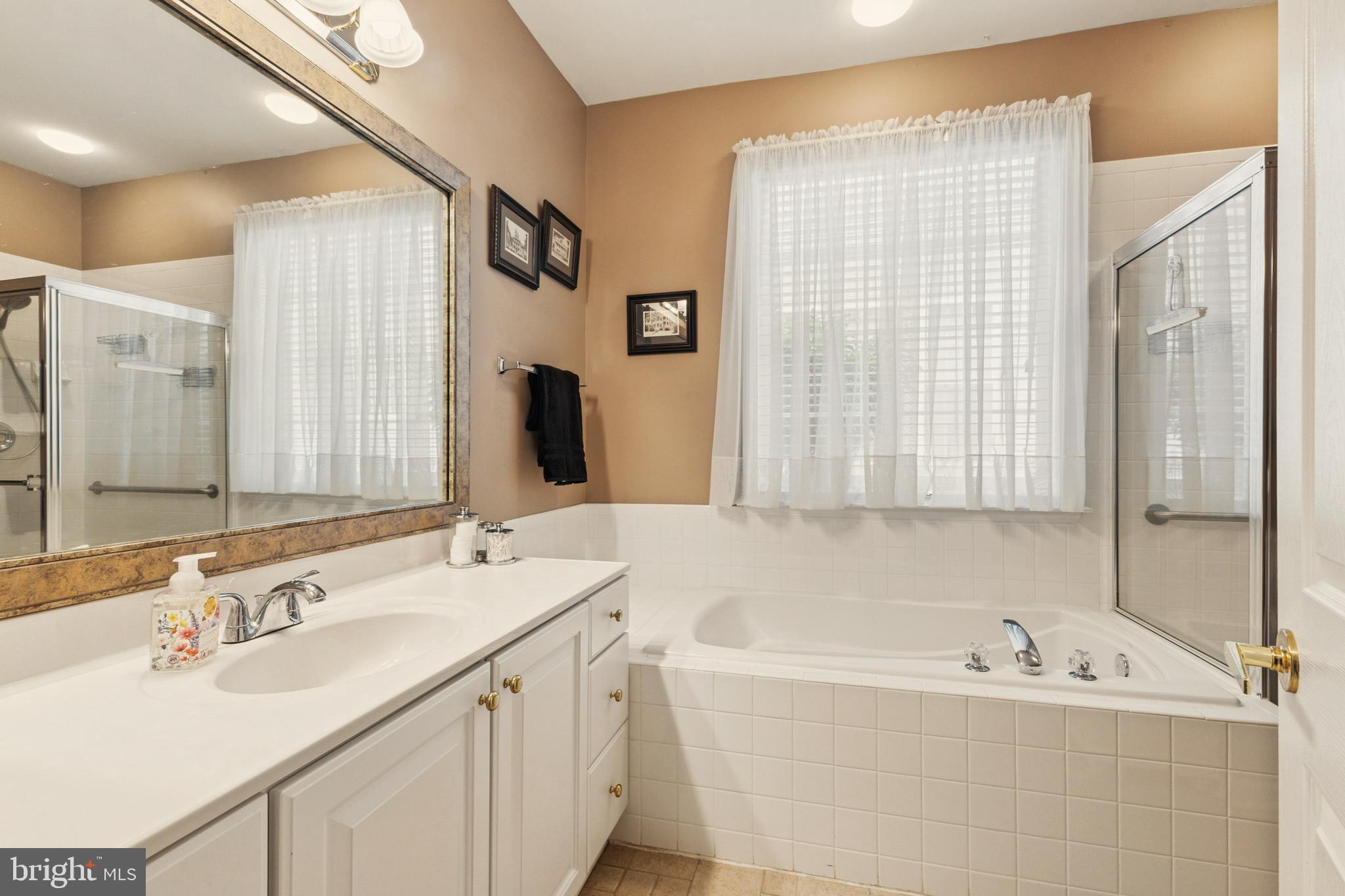 HERITAGE HUNT - Residential