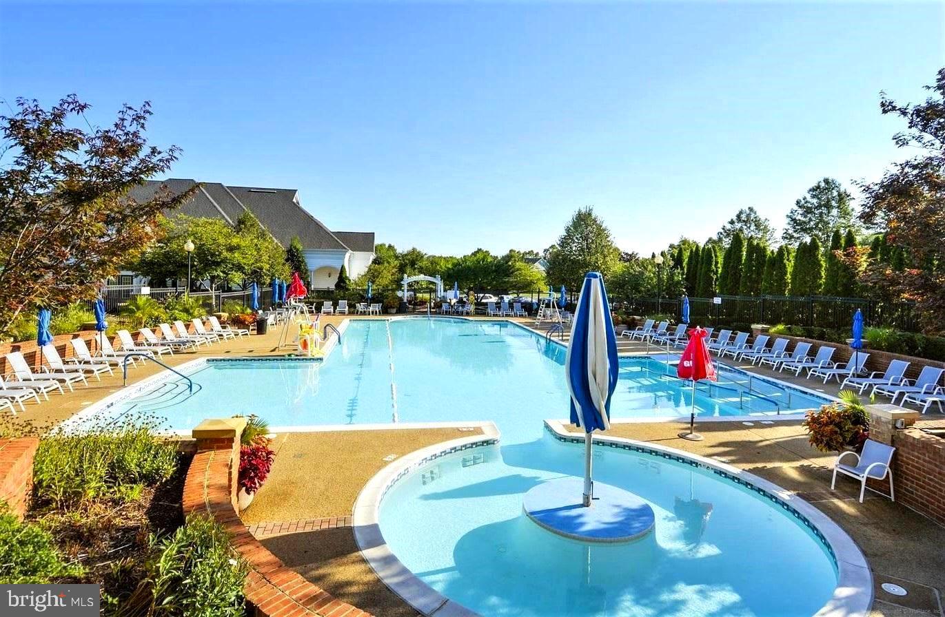 HERITAGE HUNT - Residential