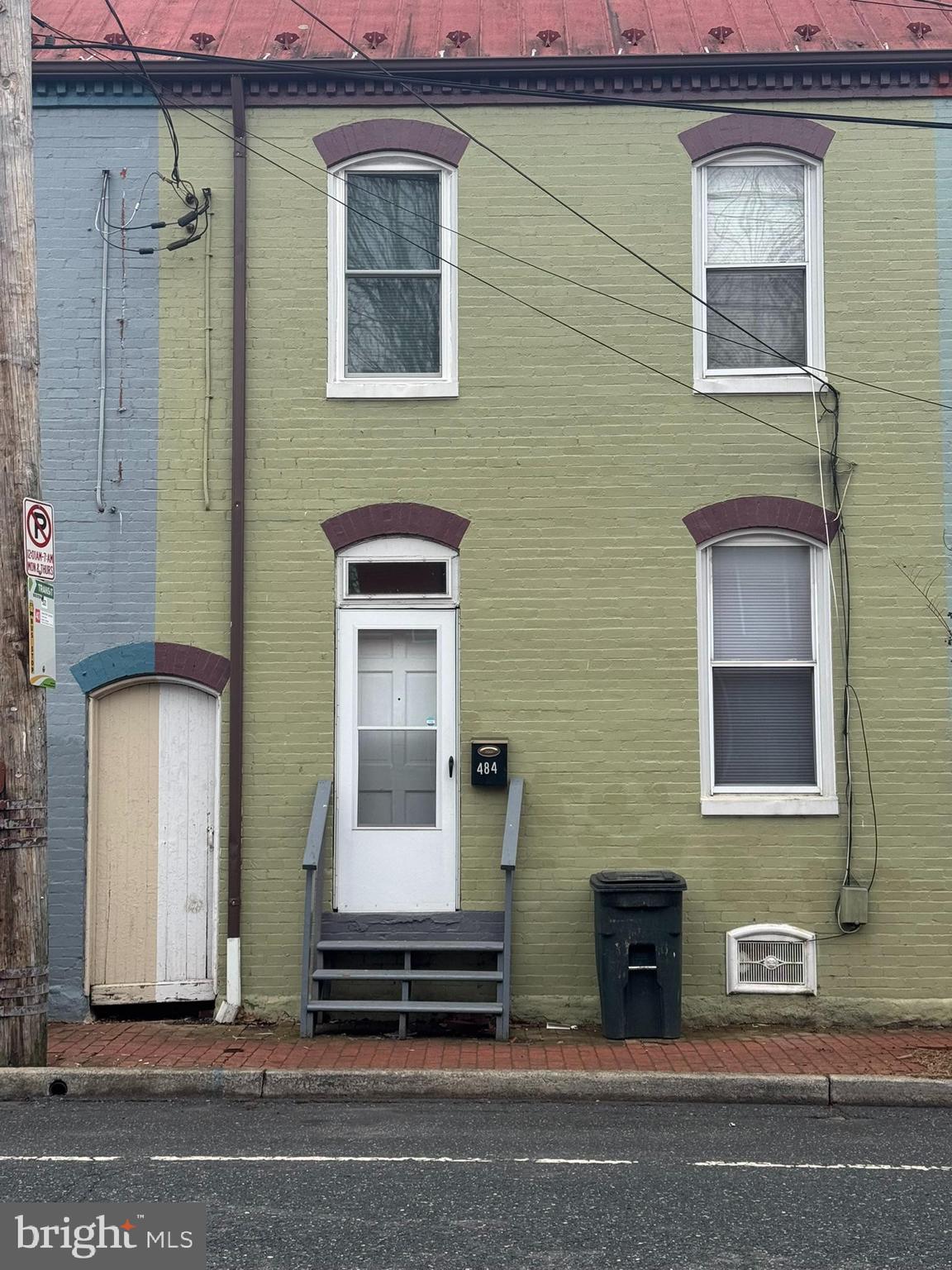 NONE AVAILABLE - Residential Lease