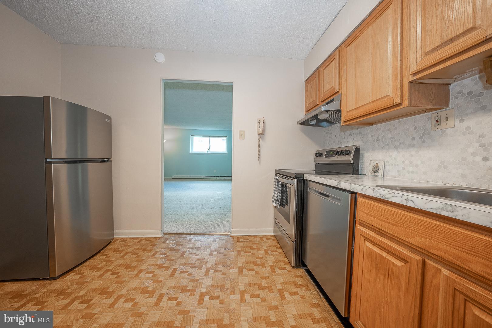 HAVERFORD HILL - Residential