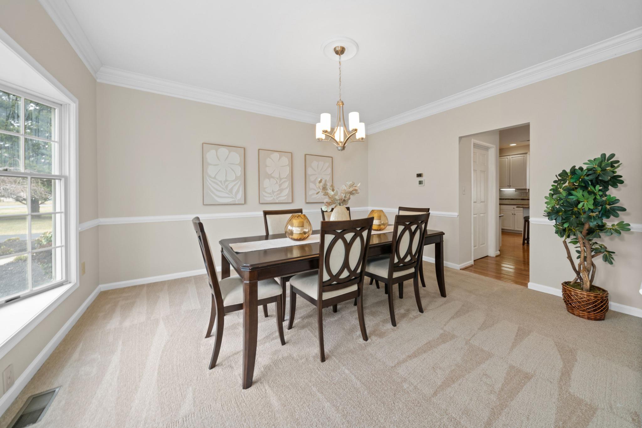 8 BAYBERRY CLOSE