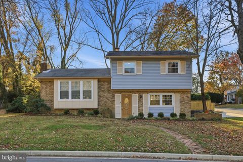 Photo of 19 Roe Lane, ARNOLD, MD 21012 (MLS # MDAA2130256)