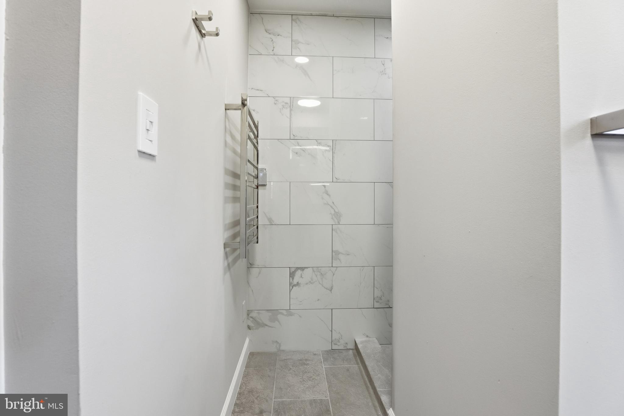 PRIDE VILLAGE - Residential