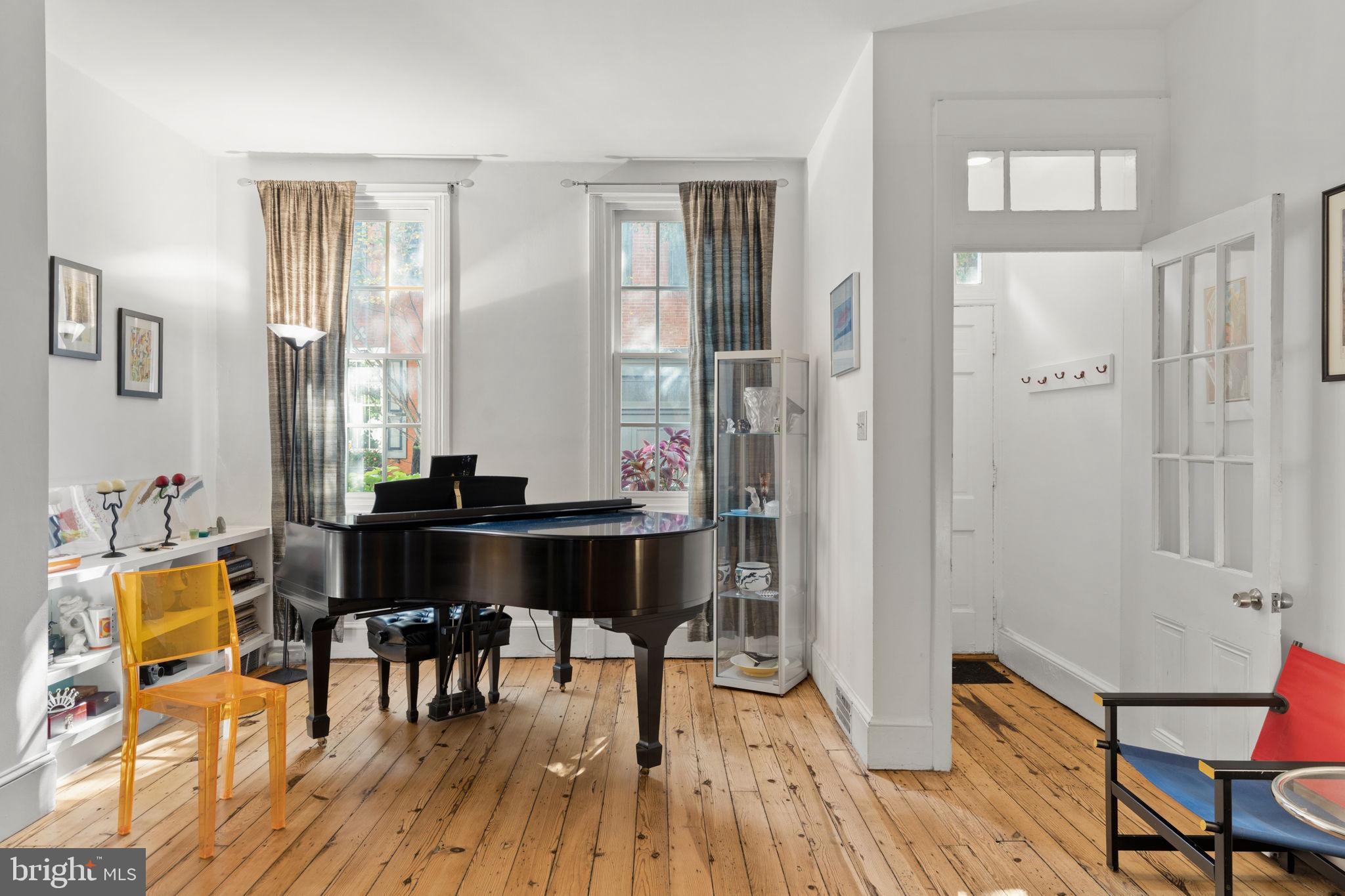 2219 RITTENHOUSE SQUARE